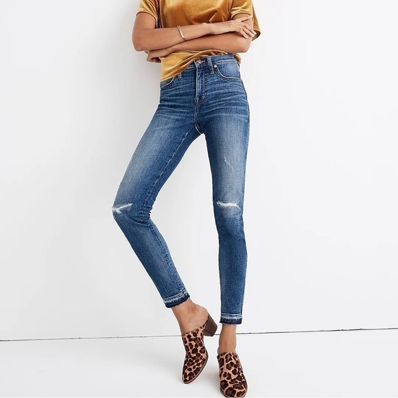 Madewell TALL 9” Midrise Skinny York Wash Rip and Repair Edition Jeans Size 28T - Picture 1 of 12